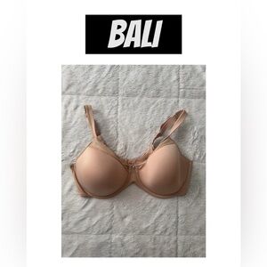 BALI One Smooth U ultra light weight bra 42D